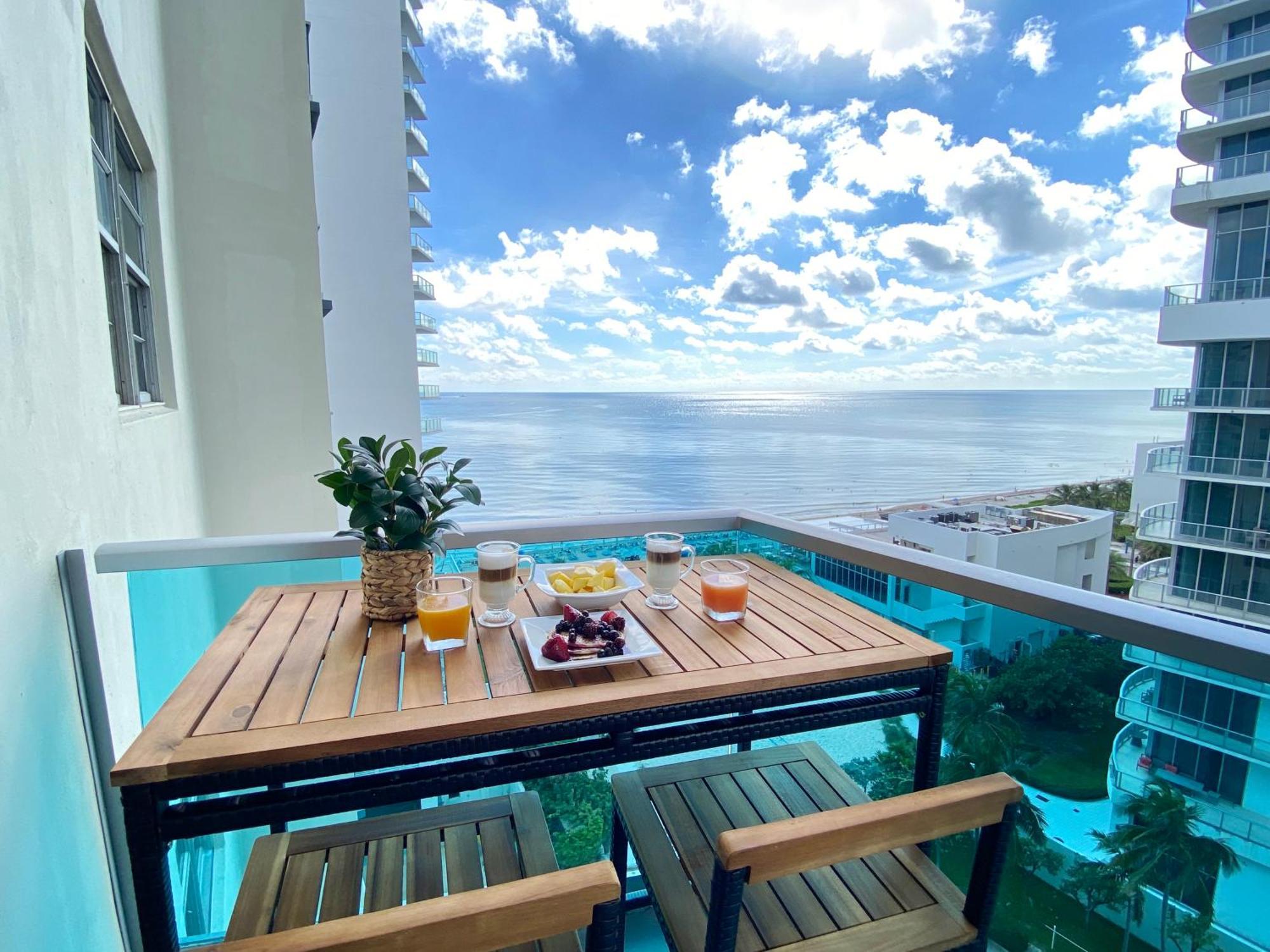 Apartamento Departamento frente al mar con salida directa a playa. Hollywood Exterior foto